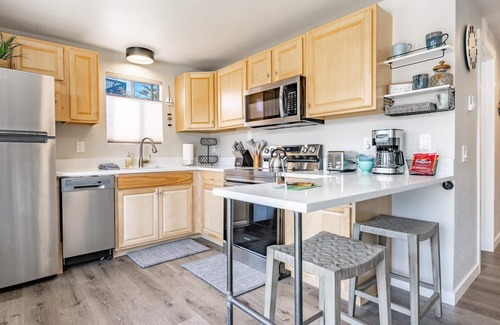 Birch Bay Condo | Cabana Club 104 - 2 Bedroom Condo