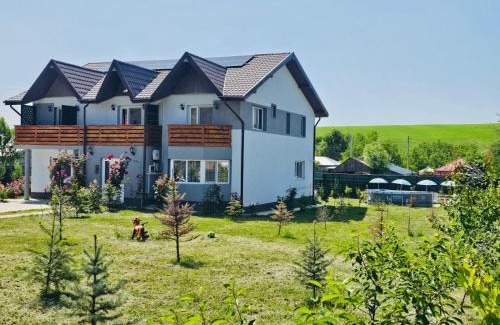 Letcani Ski Chalet | Cabana Meira