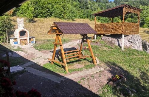 Rosia Montana Ski Chalet | Cabana Taul Brazilor