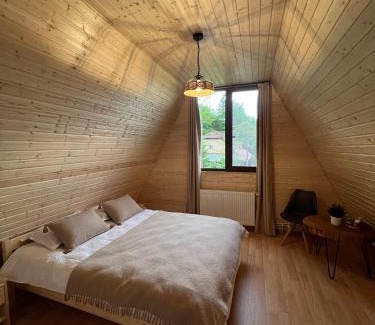 Varfurile House | Cabana Vatra Râului