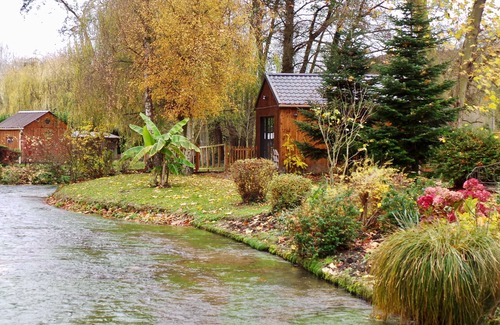 Colleville Cabin | cabane flottante elle fait son cinéma 8 10 pers