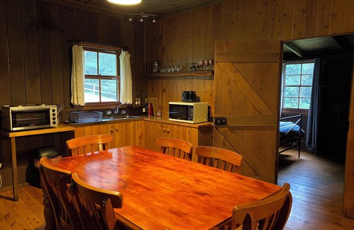 Grose Vale Cabin | Cabbage Tree Cottage @ Hidden Valley Retreat Cottages