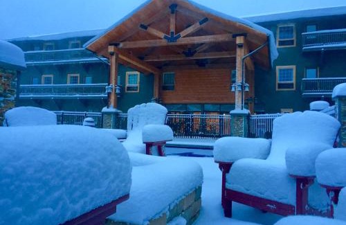 Cadillac Resort | Caberfae Peaks Ski & Golf Resort