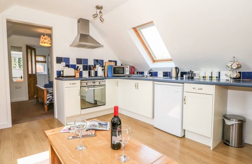 East Tytherley Cottage | Cabin ∙ 1 bedroom ∙ 2 guests