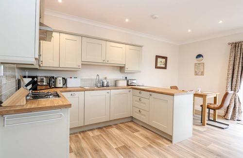 Brisley Cottage | Cabin ∙ 1 bedroom ∙ 2 guests