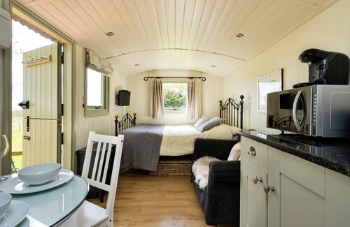 Nordley Cabin | Cabin ∙ 1 bedroom ∙ 2 guests