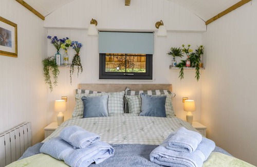 Hayton Cottage | Cabin ∙ 1 bedroom ∙ 2 guests