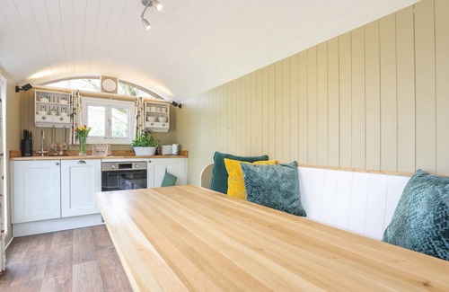 Lickfold Cottage | Cabin ∙ 1 bedroom ∙ 2 guests