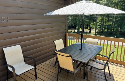 Clear Creek Cabin | {CABIN #1 of 4} "THE PEACEFUL CABIN" PET FRIENDLY!