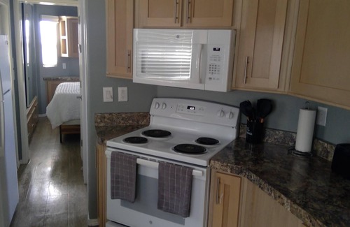 Los Fresnos Cabin | Cabin 1 with Inclusive Resort Amenities - Cabin with Inclusive Resort Amenities