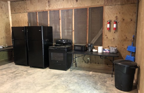 Hatfield RV Rental | Cabin 10 - Rustic Mountain Cabin Rental - Up to 4 persons
