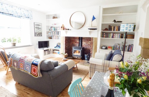 Woodhorn Cottage | Cabin ∙ 2 bedrooms ∙ 2 guests