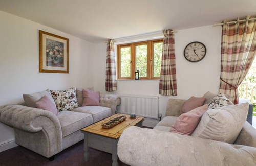 New Forest District Cottage | Cabin ∙ 2 bedrooms ∙ 3 guests