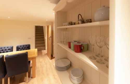 Woking Cottage | Cabin ∙ 2 bedrooms ∙ 4 guests