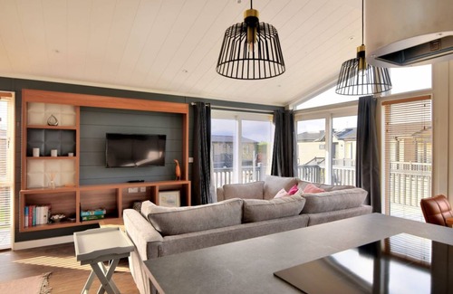 Combpyne Cottage | Cabin ∙ 2 bedrooms ∙ 4 guests