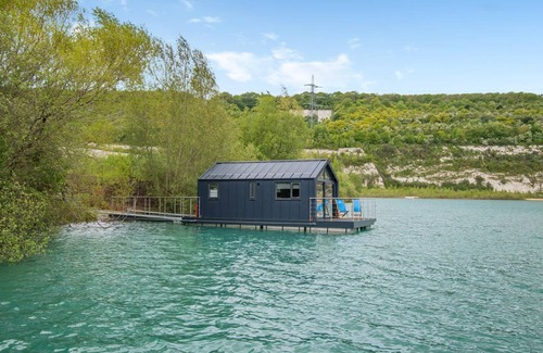 Eccles Cottage | Cabin ∙ 2 bedrooms ∙ 4 guests