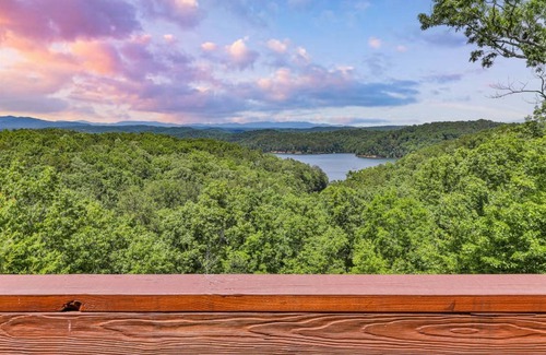 Ellijay Cabin | Cabin ∙ 2 bedrooms ∙ 4 guests