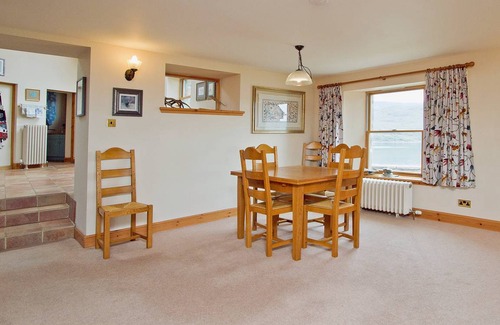 Strathcarron Cottage | Cabin ∙ 2 bedrooms ∙ 5 guests