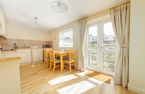 Castletown Cottage | Cabin ∙ 2 bedrooms ∙ 3 guests