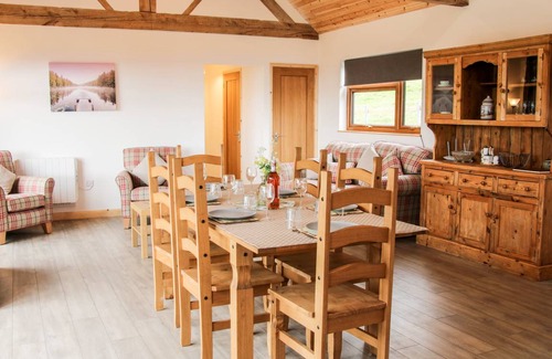 Angelbank Cottage | Cabin ∙ 2 bedrooms ∙ 5 guests