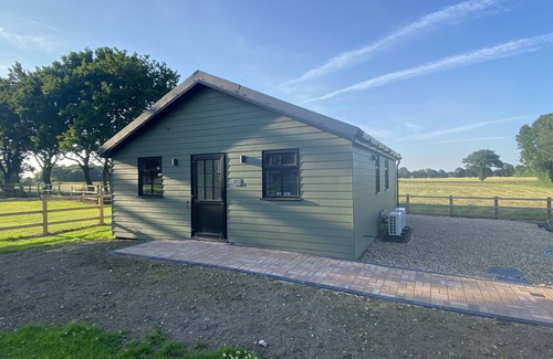 East Dereham Cabin | Cabin 2 - Glenfyne. Cabin Hideaways in private gardens.