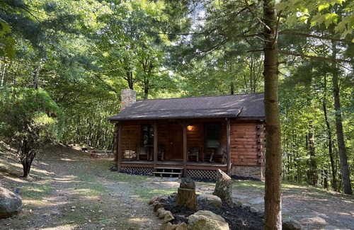 Stanardsville Cabin | Cabin #2 - Granny B`s | 2 Bed, 1 Bath