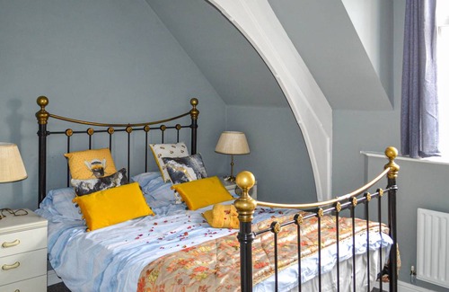 Cleethorpes Cottage | Cabin ∙ 3 bedrooms ∙ 6 guests