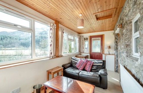 Dunoon Cottage | Cabin ∙ 3 bedrooms ∙ 4 guests