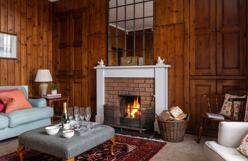 Penmon Cottage | Cabin ∙ 3 bedrooms ∙ 6 guests