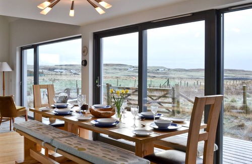 Ose Cottage | Cabin ∙ 3 bedrooms ∙ 7 guests