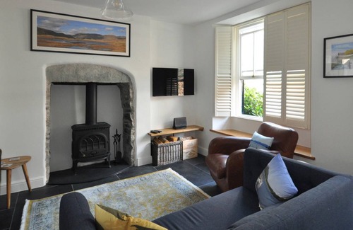 Ambleside Cottage | Cabin ∙ 3 bedrooms ∙ 6 guests