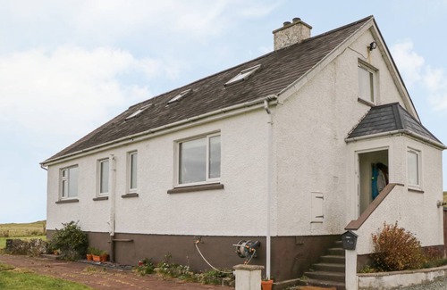Hallin Cottage | Cabin ∙ 4 bedrooms ∙ 7 guests