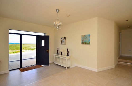 Cleggan Cottage | Cabin ∙ 4 bedrooms ∙ 8 guests