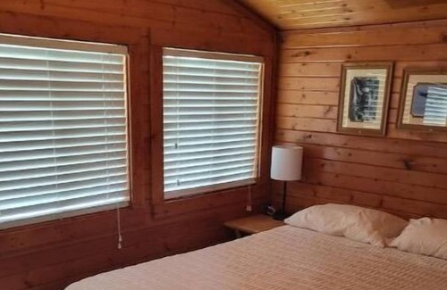 Chetek Cabin | Cabin 4 - Two bedroom bunkhouse, lakefront cabin.