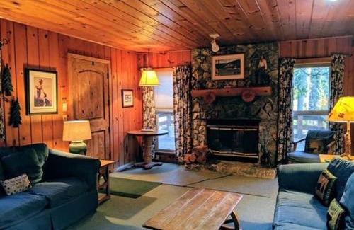 Strawberry House | Cabin #5