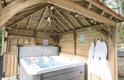 Staddlebridge Cottage | Cabin ∙ 6 bedrooms ∙ 12 guests