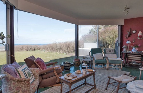 Prestwick Cottage | Cabin ∙ 6 bedrooms ∙ 12 guests