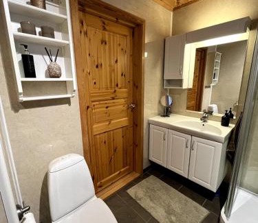 Amot House | Cabin at Furutangen - 3 bedroom family cabin