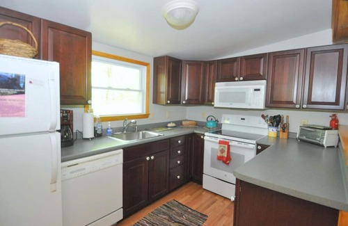 Berkeley Springs House | Cabin at Sleepy Creek - creek, wifi, pets, fire pit, deck, grill, fishing