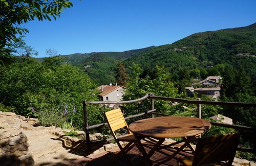 Saint-Julien-du-Gua Boat Rental | Cabin boat "QUEEN07"