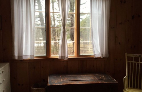 Tamworth Cabin | Cabin by the Woods - Next to Whiteface Hollow Wedding Venue