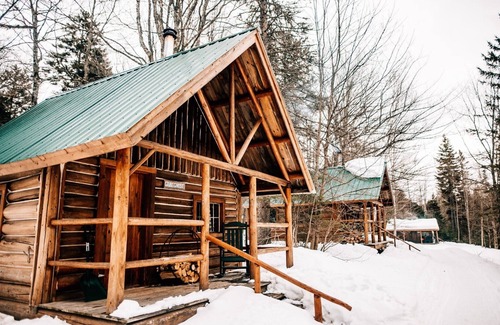 Greenville House | Cabin, Double, Bunkbed, Twin and Shared Bathroom
