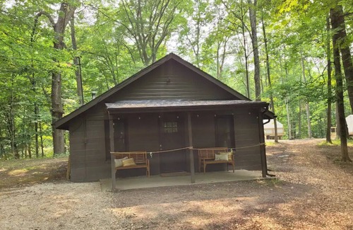 Cuyahoga Falls Cabin | Cabin for 6 in Cuyahoga Valley National Park: Enjoy four-season comfort