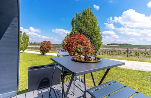 Saint-Ciers-Champagne Cabin | Cabin for 2 with spa