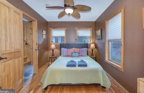 Lost River House | Cabin in Lost City WV with Hot Tub and Pet Friendly
