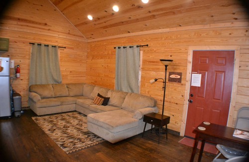 Woodworth Cabin | Cabin Near Indian Creek Reservoir