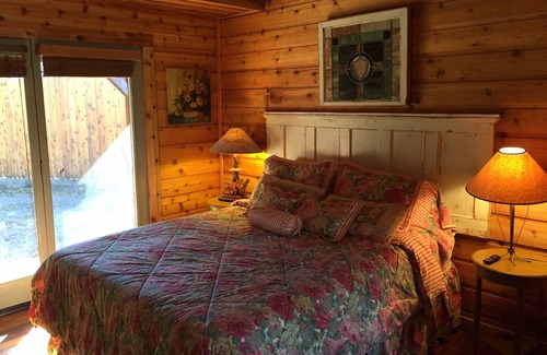 Mertzon Cabin | Cabin On The Creek -Crystal Clear Spring Creek Irion County Texas. Near San Ange