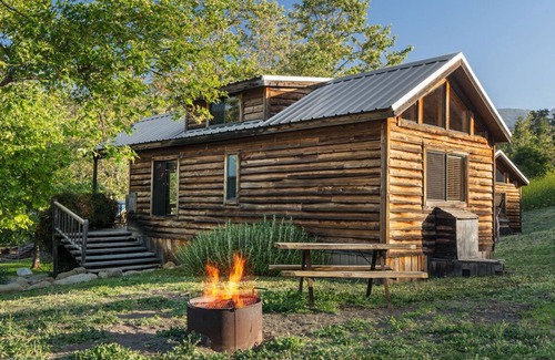 Goleta Cabin | Cabin | Soak Tub + Fireplace | No Hidden Fees
