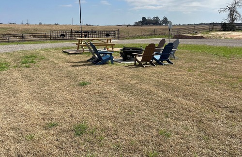 Lee County Cabin | Cabin Unit 5 of 6 with AC and WiFi in serene Paige