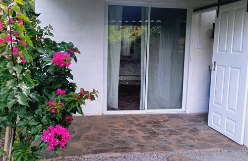 Coatepeque Cabin | Cabin with beautiful view of Coatepeque Lake, Santa Ana to relax, AC, hot water+